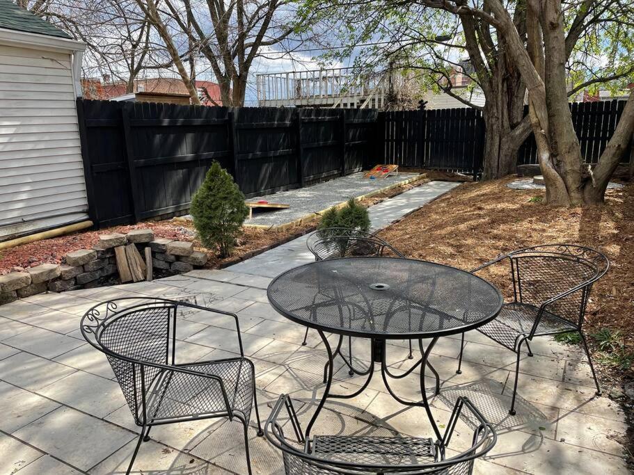 Private Home-Backyard-Parking Near Nulu Downtown 路易斯威尔 外观 照片